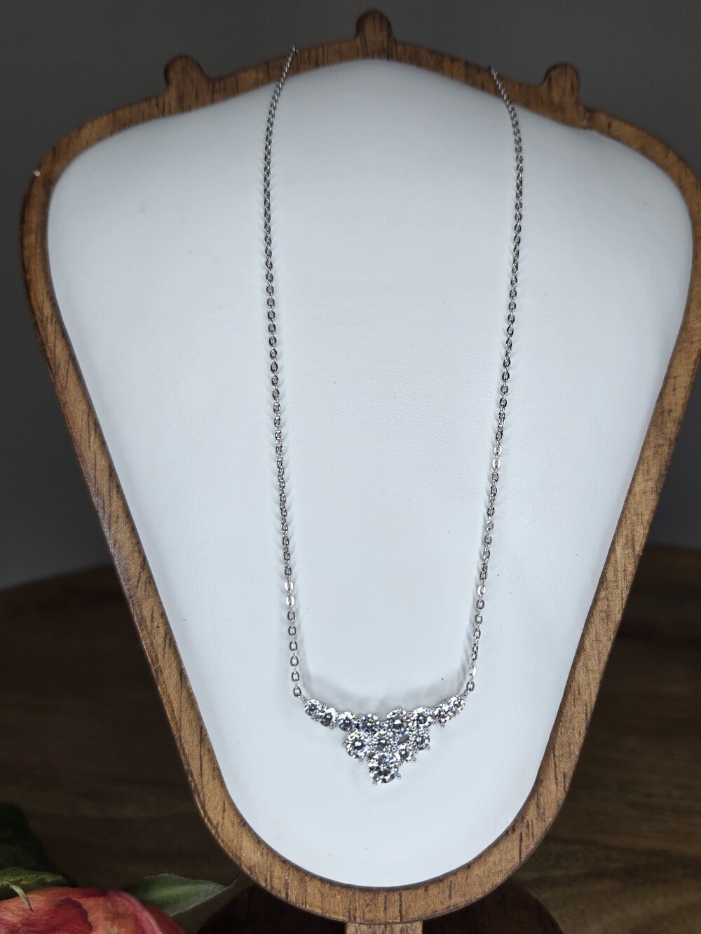 NWOT Moissanite Round Cluster Sterling Silver 925 Necklace